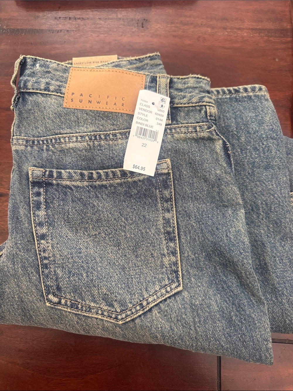 Pacific women Light Washed Blue Relaxed Jeans